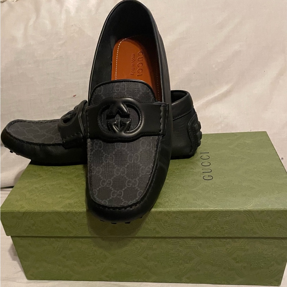 Brand New Men Gucci Loafer with Signature GG print and Bold Logo On The Front